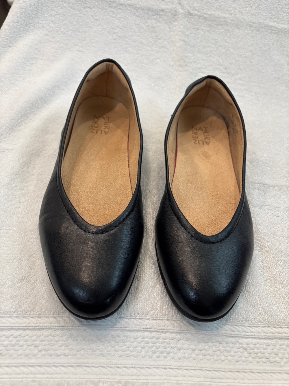 Naturalizer Black Leather Slip-On Ballet Flats